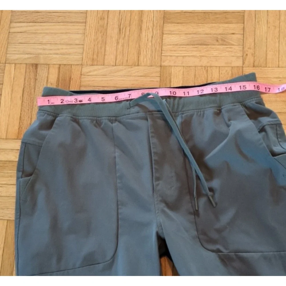 Lululemon ABC Jogger Pants Crew Neck T Shirt Bundle